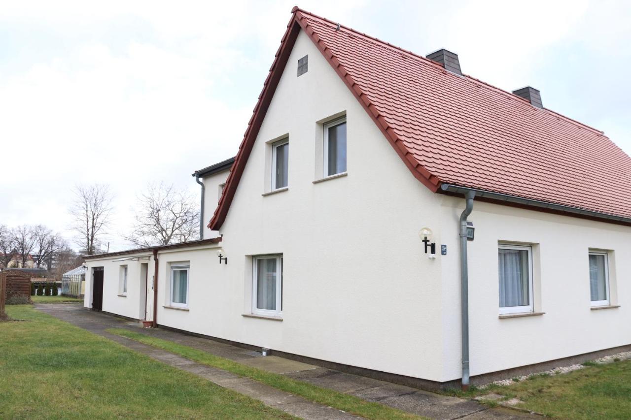 Liebevoll Eingerichtetes Haus Mit Grossem Garten In Dresden - Telefonnummer Und Video Unter Www Fhvn De Exterior photo